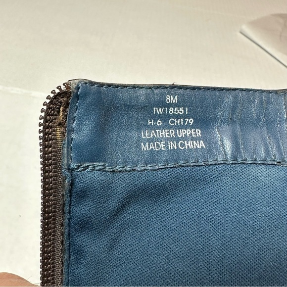 Tommy Hilfiger boots - Picture 2 of 7